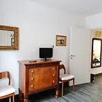 Daire Ave Cesare Roma